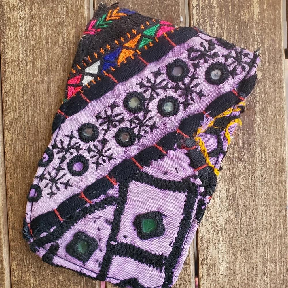 🪬🍄 Free People Boho Embroidered Repurposed vtg banjara hippie Wallet card case